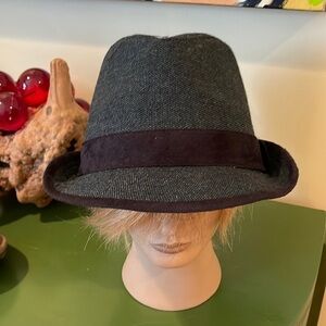 Vintage Twiggy London Hat